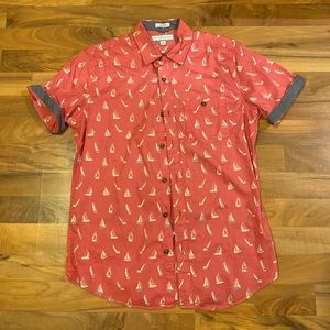 NWOT PD&C Classic Sailboat Button T-Shirt Mens (S)